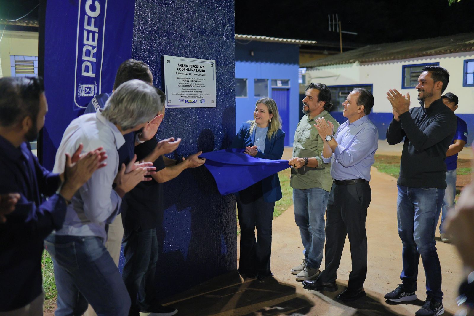 Coronel David impulsiona esporte e entrega Arena no Coophatrabalho com apoio do governo do estado e da Prefeitura